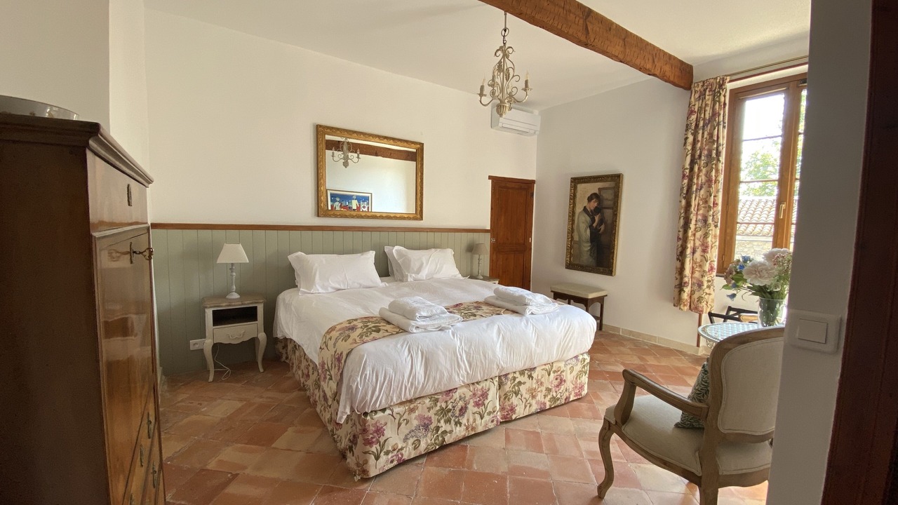 Photo of Bedroom in Le Somail