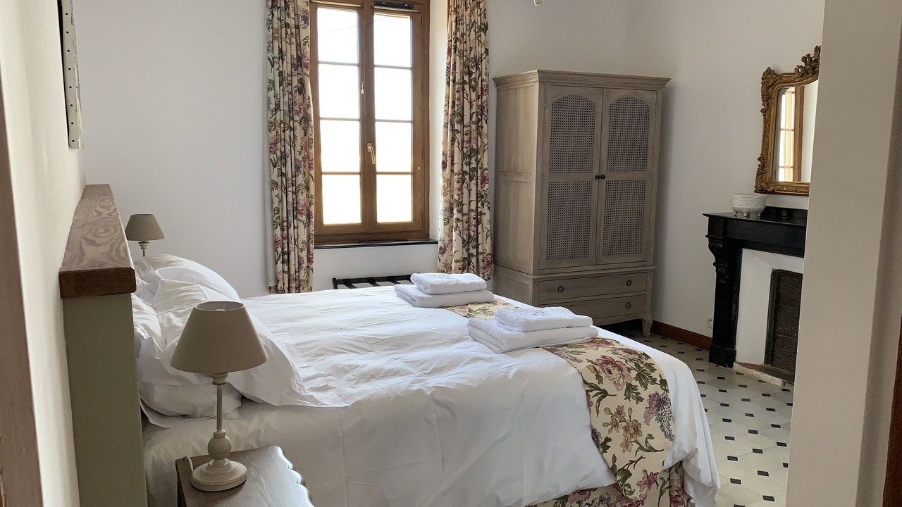 Photo of Bedroom in Le Somail
