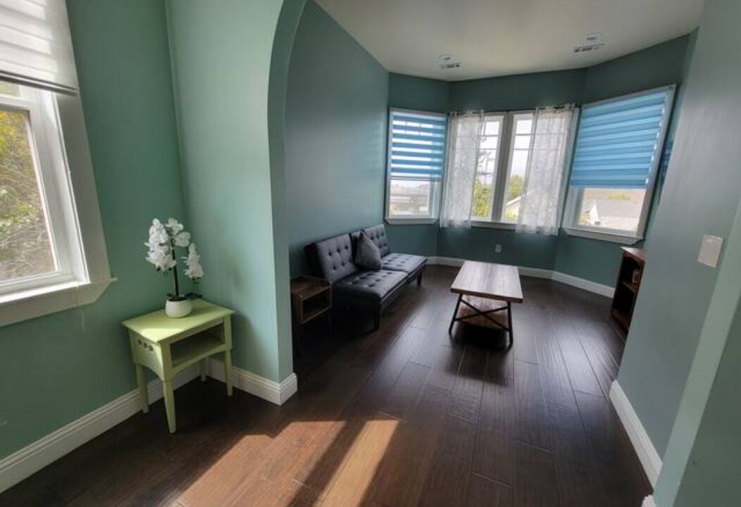 Photo of Livingroom in Crockett