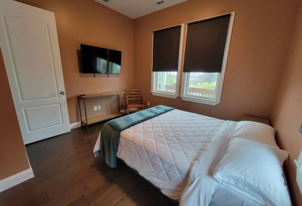 Photo of Bedroom in Crockett
