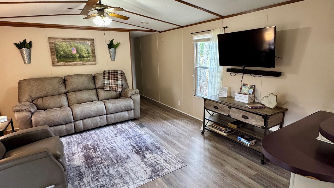Photo of Livingroom in Greensburg