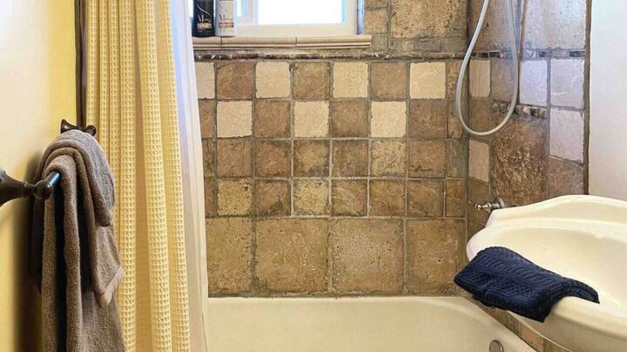Photo of Bathroom in Wrightwood