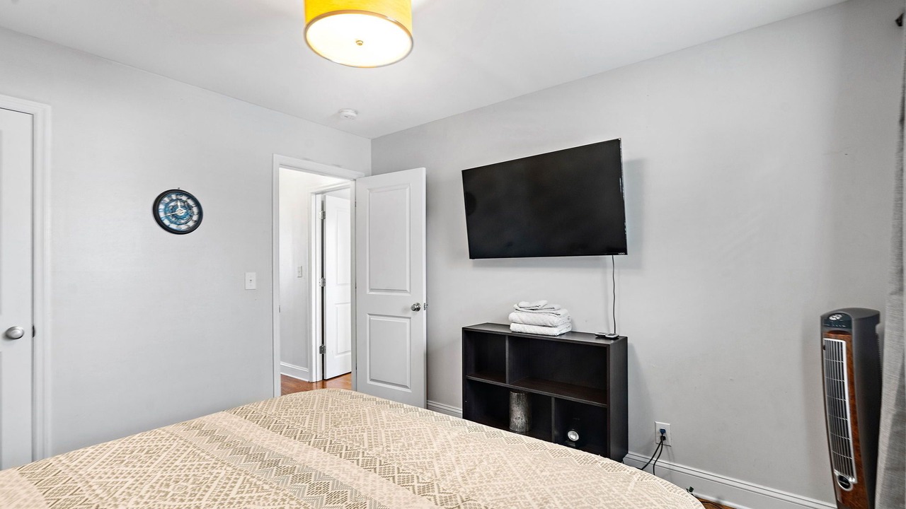 Photo of Bedroom in The Nations