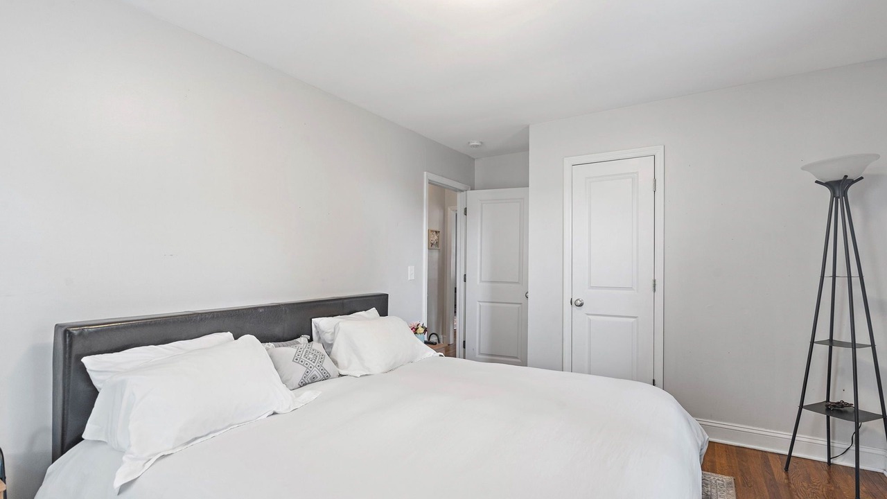 Photo of Bedroom in The Nations