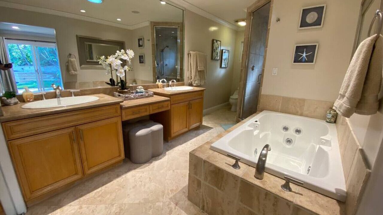 Photo of Bathroom in Brockmont