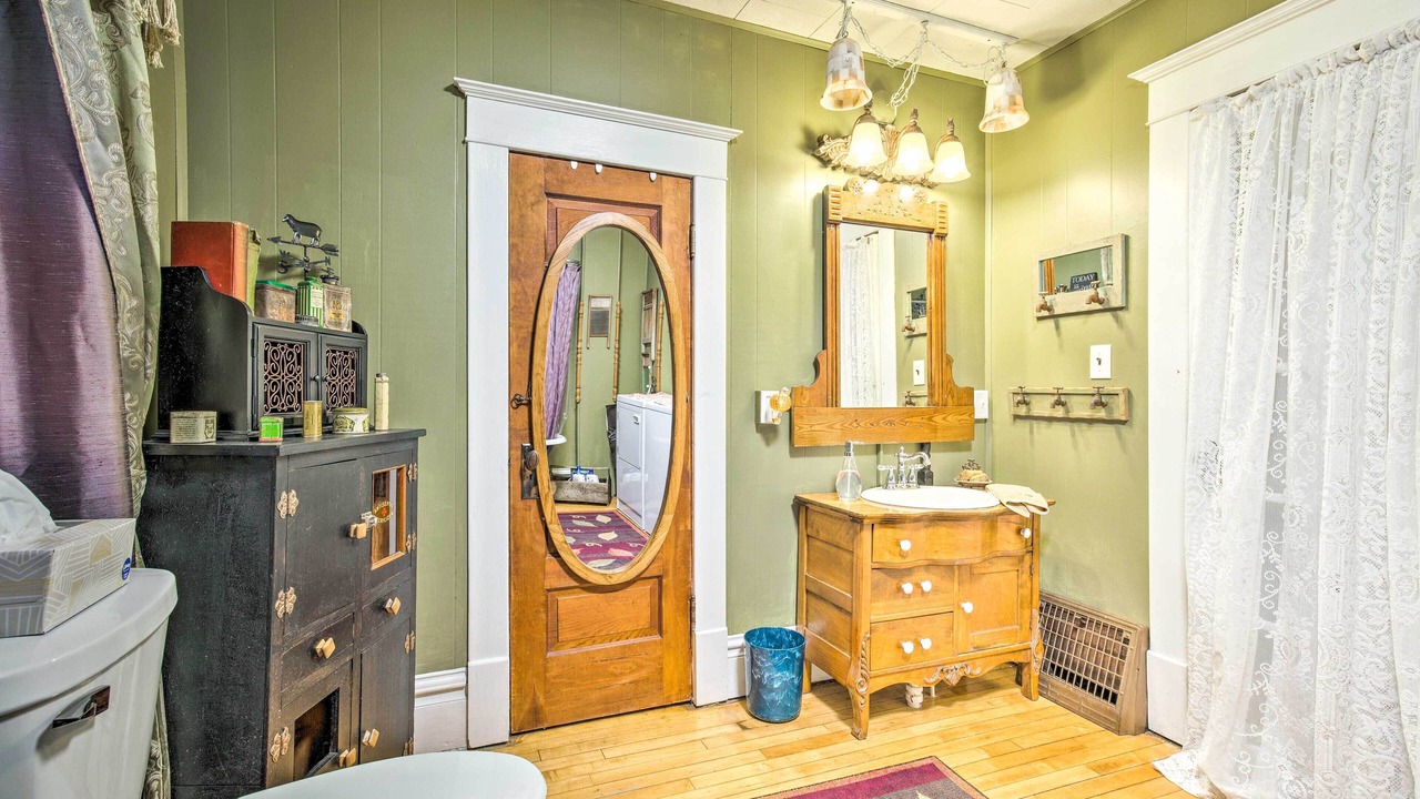 Photo of Bathroom in Osseo