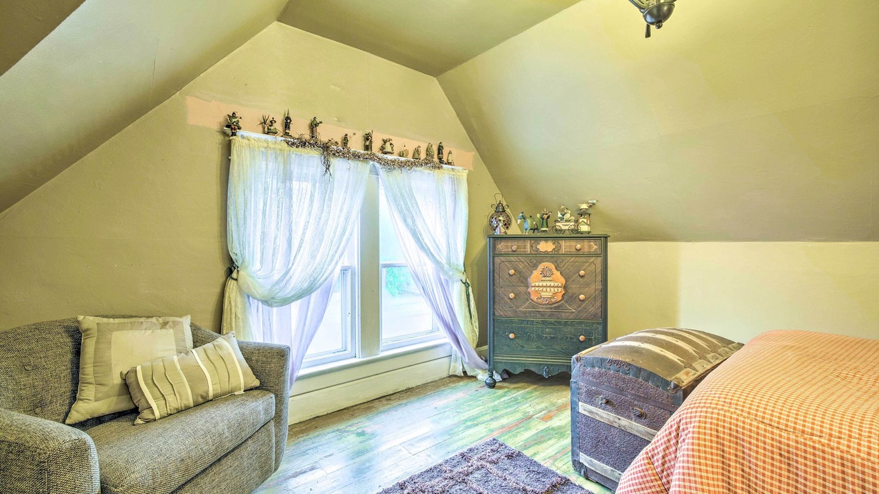 Photo of Bedroom in Osseo