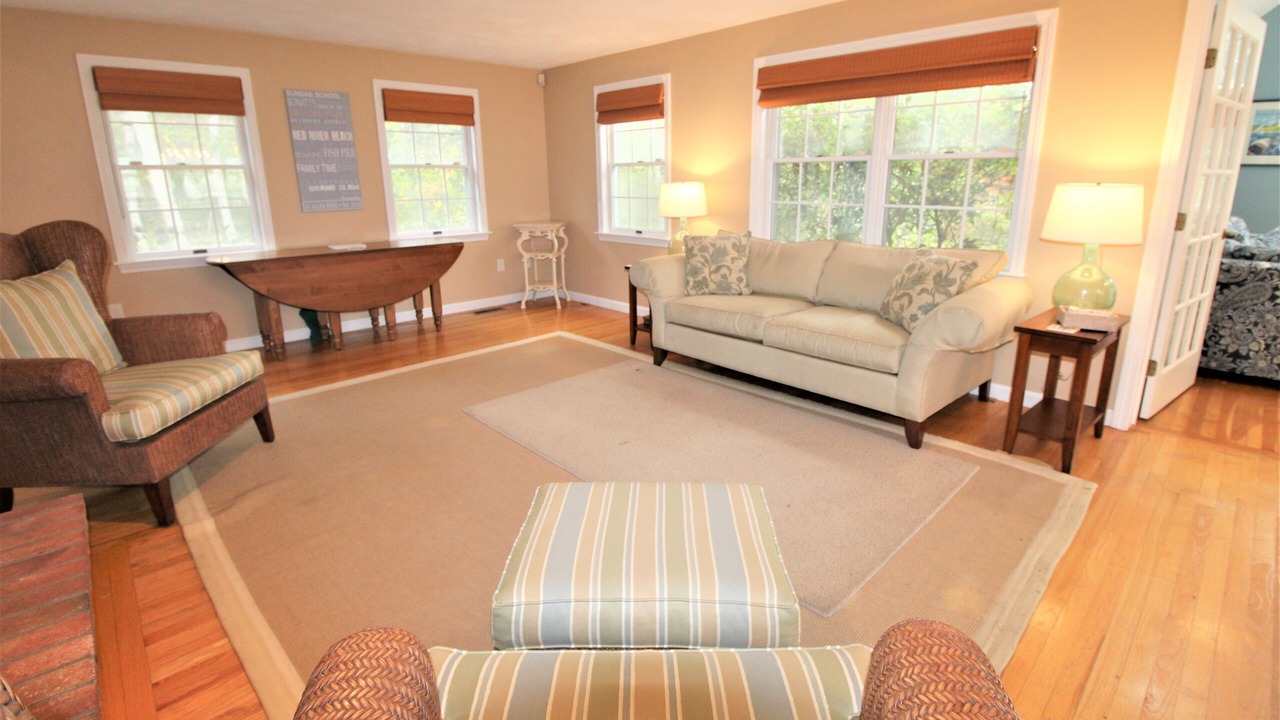 Photo of Livingroom in Harwich Port