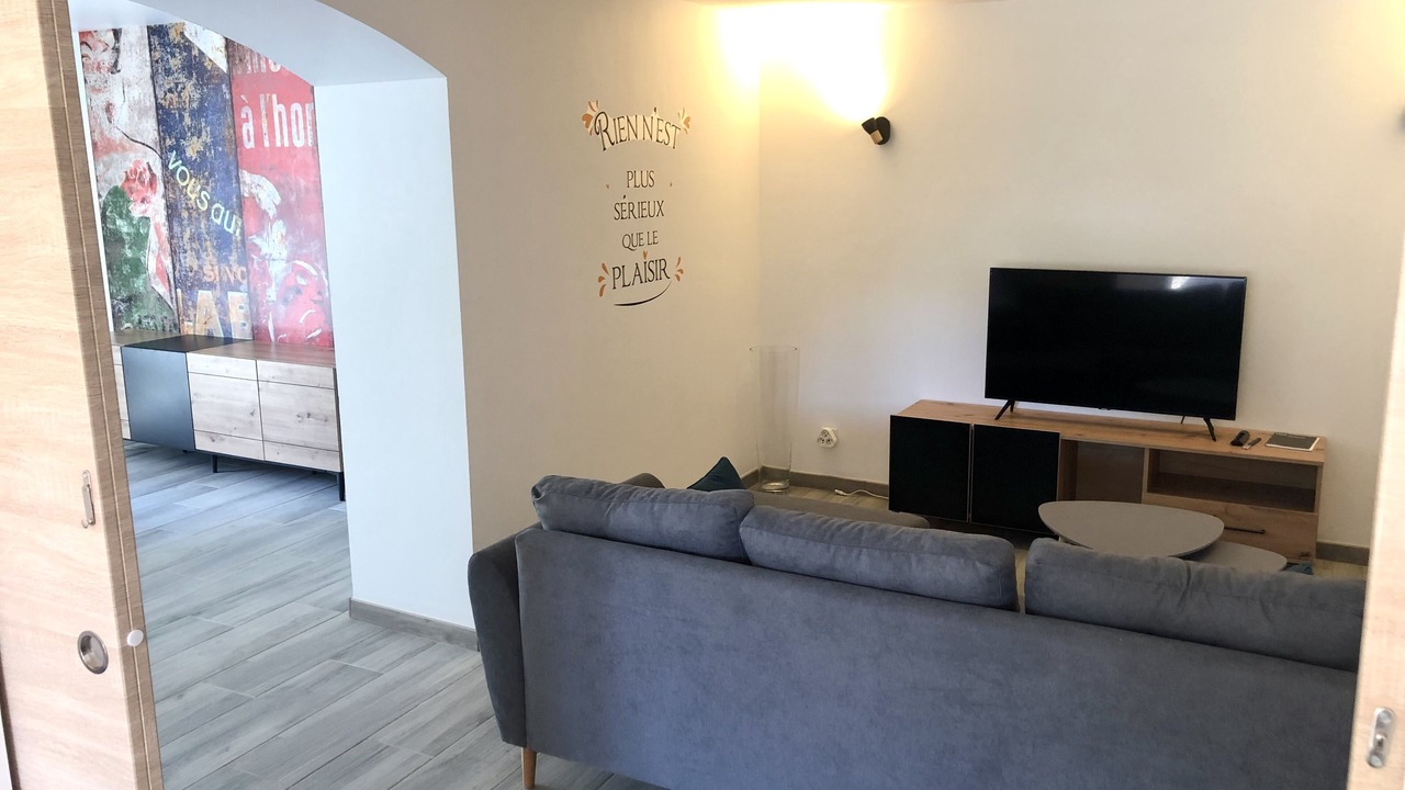 Photo of Livingroom in Raddon-et-Chapendu