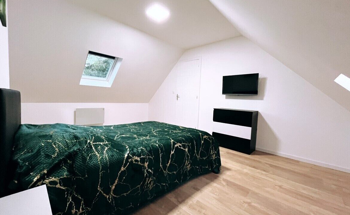 Photo of Bedroom in Brelevenez
