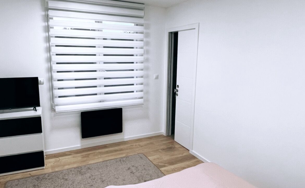 Photo of Bedroom in Brelevenez