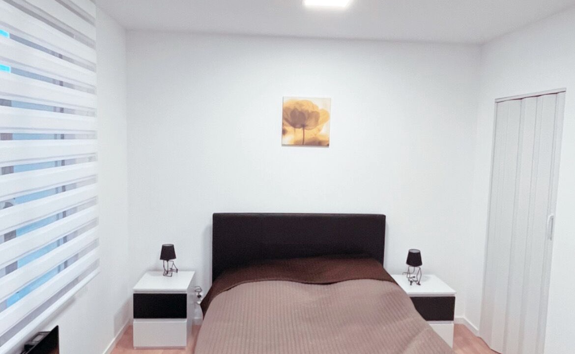 Photo of Bedroom in Brelevenez