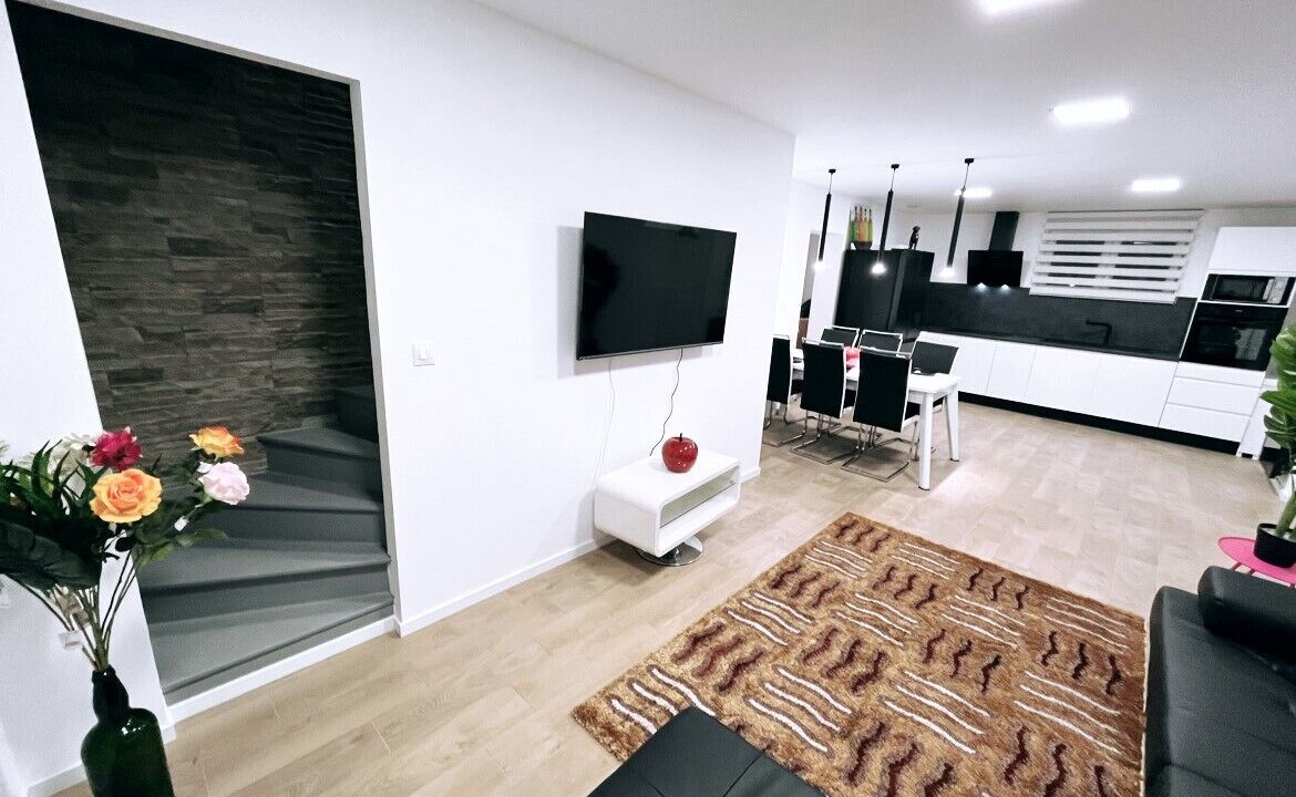 Photo of Livingroom in Brelevenez