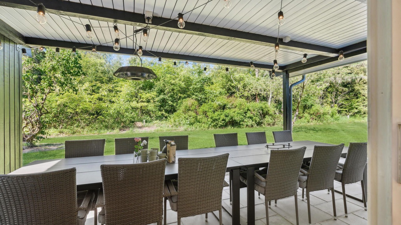 Photo of Others in Ans