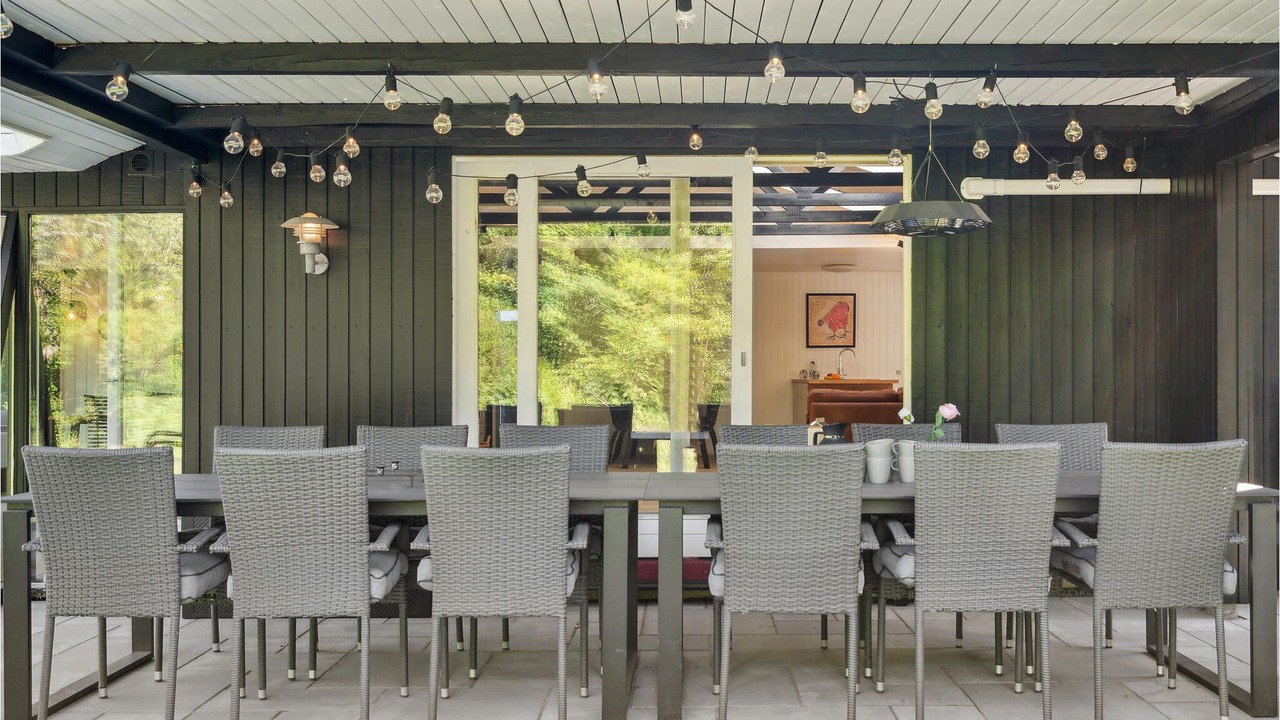 Photo of Others in Ans