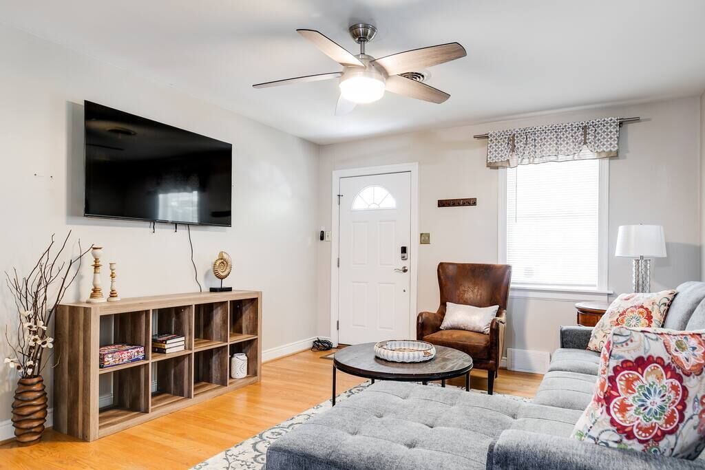 Photo of Livingroom in Richmond