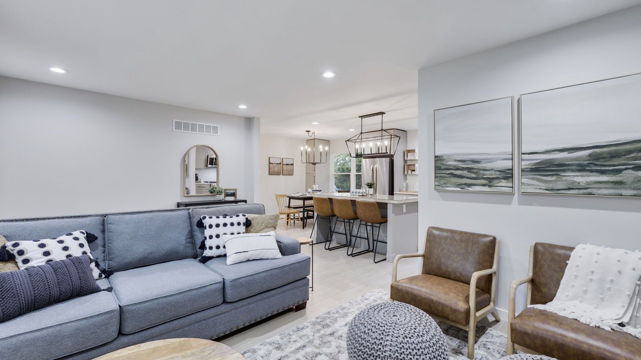Photo of Livingroom in St. Charles