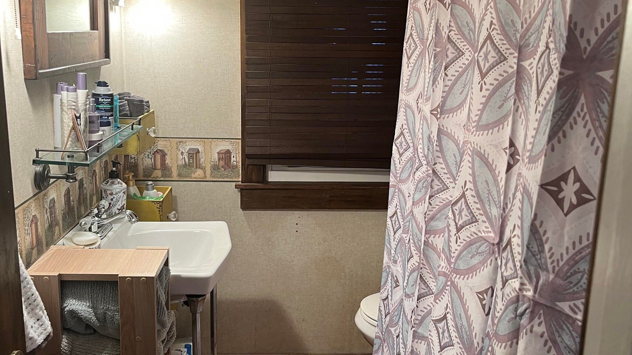 Photo of Bathroom in Olmstedville