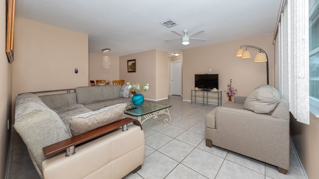 Photo of Livingroom in Venice East