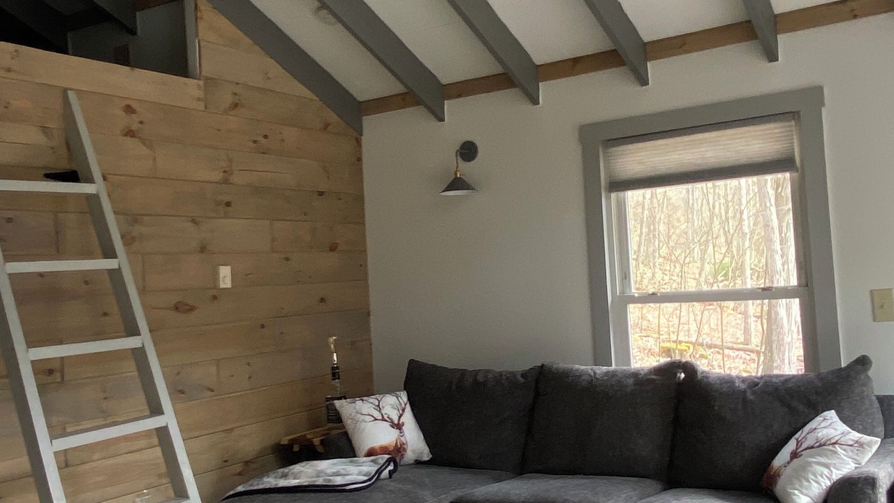 Photo of Livingroom in Drifting