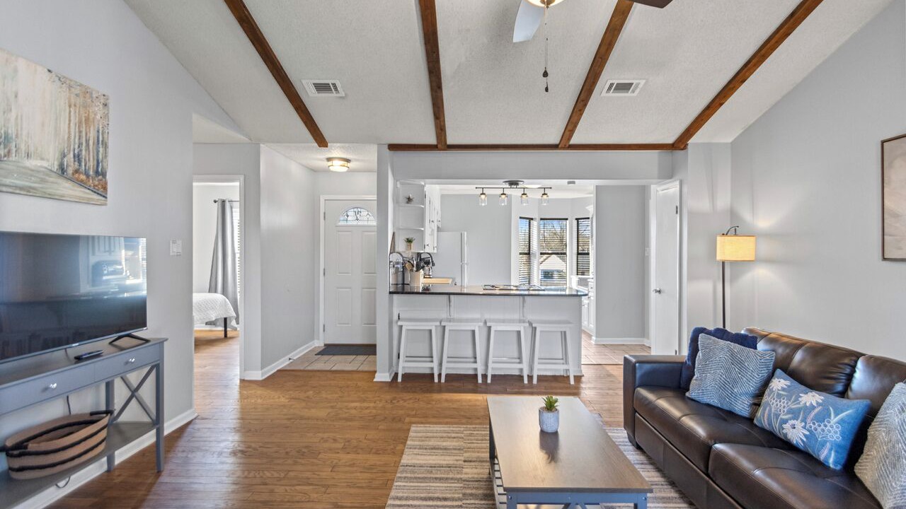 Photo of Livingroom in Sherwood