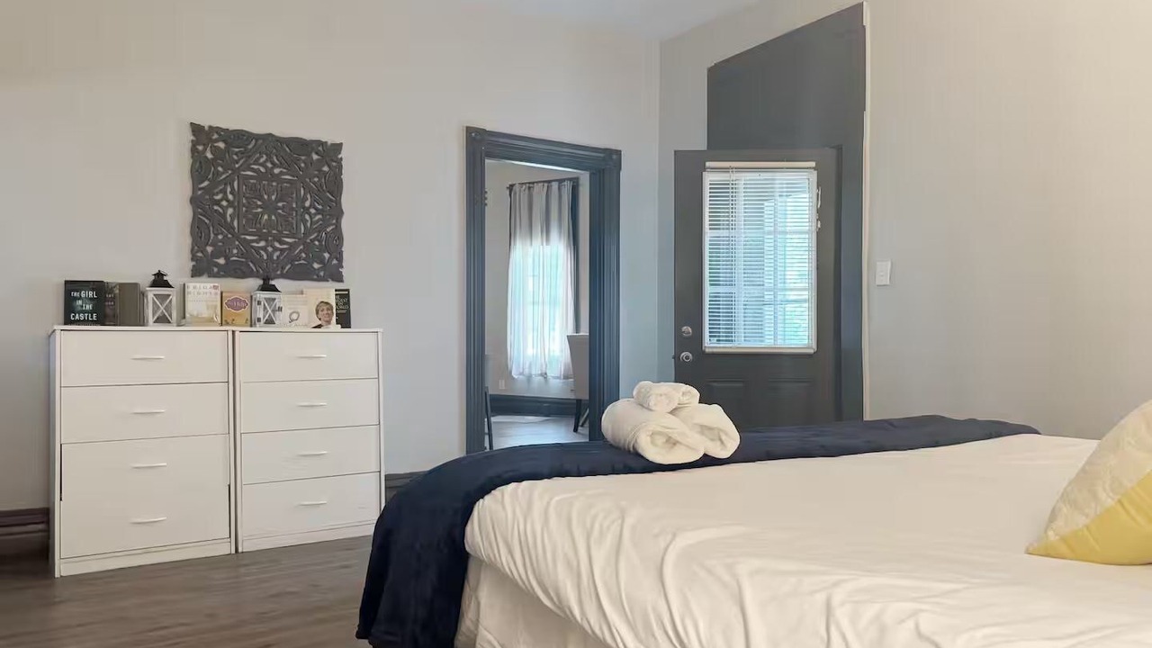 Photo of Bedroom in Evansville