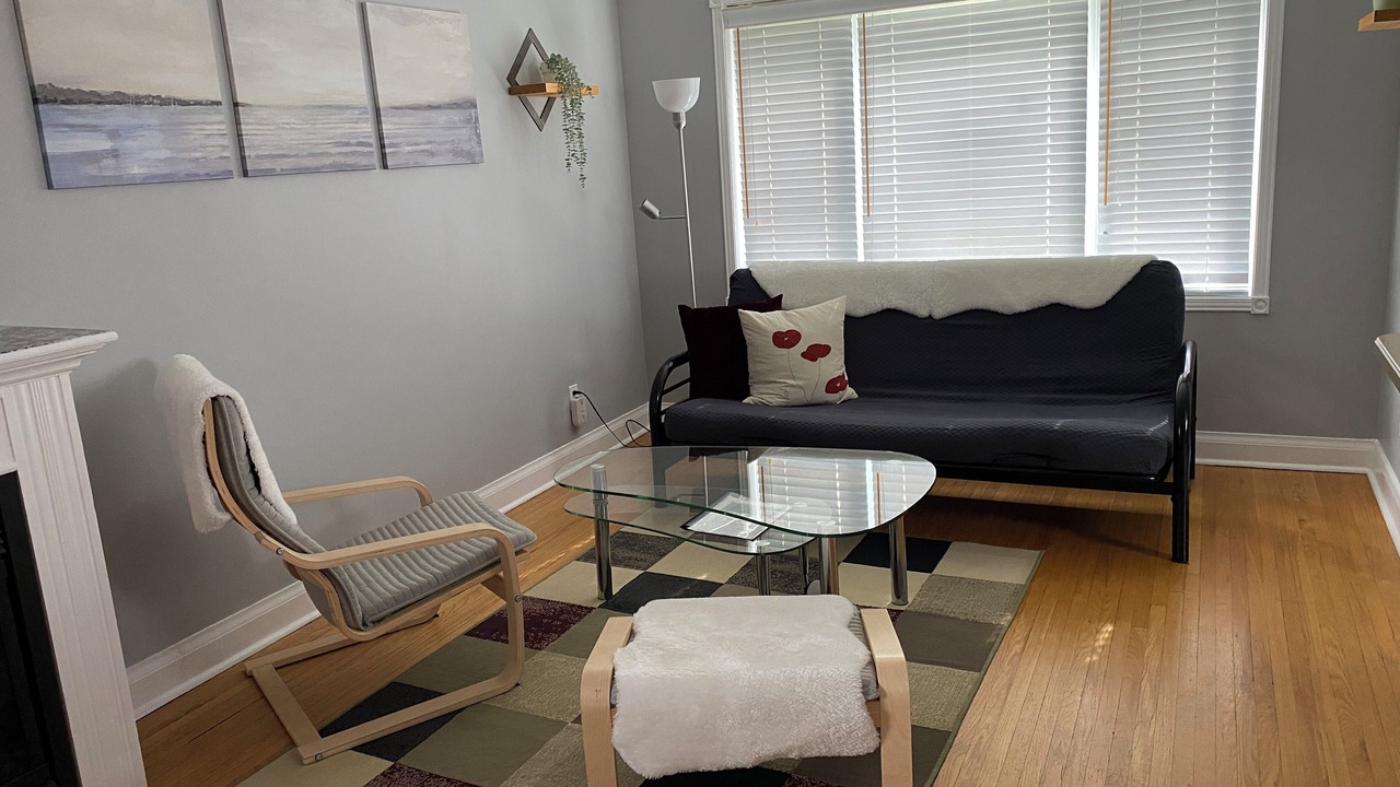 Photo of Livingroom in Clairlea