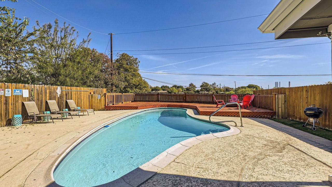Photo of Outdoor in Shearer Hills - Ridgeview