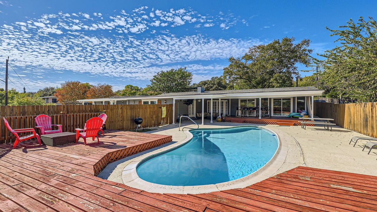 Photo of Outdoor in Shearer Hills - Ridgeview