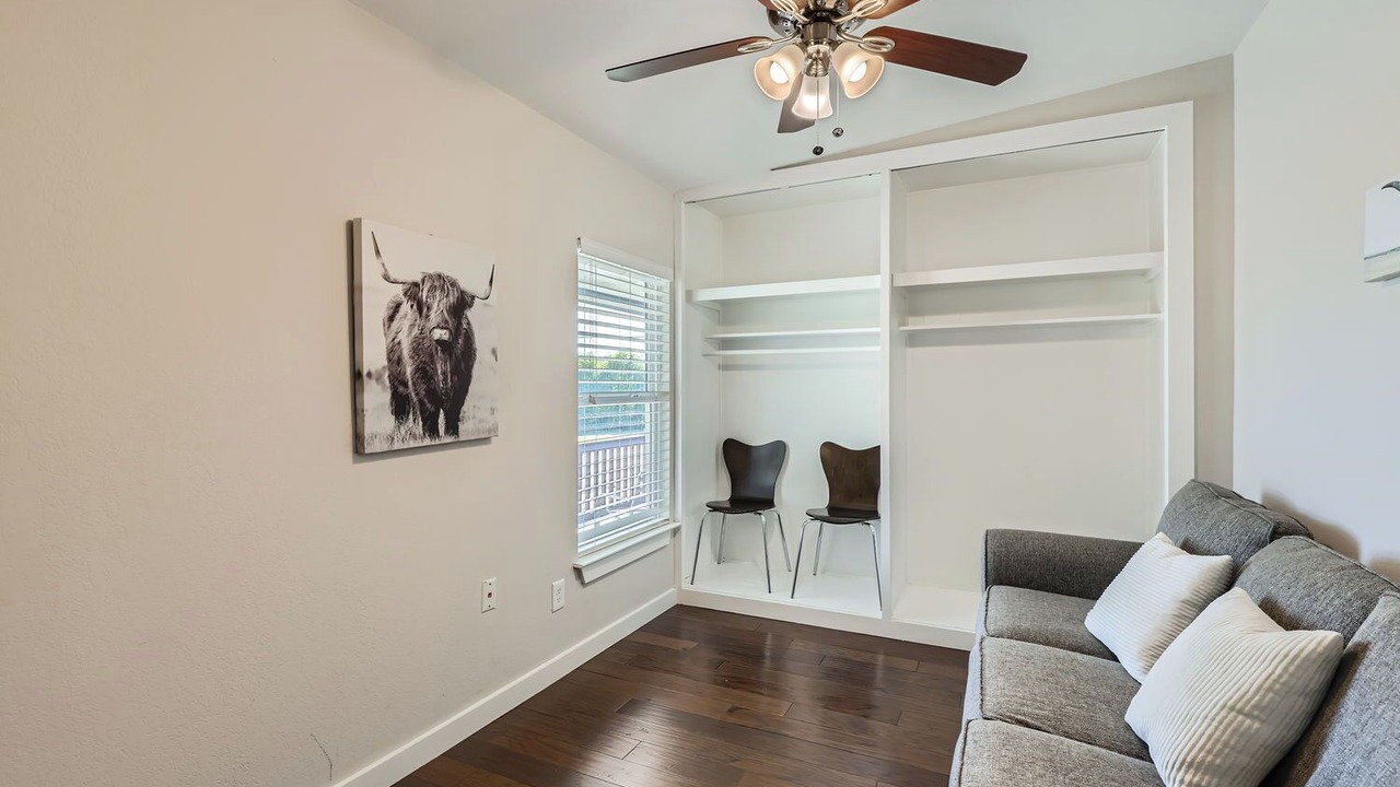 Photo of Livingroom in Shearer Hills - Ridgeview