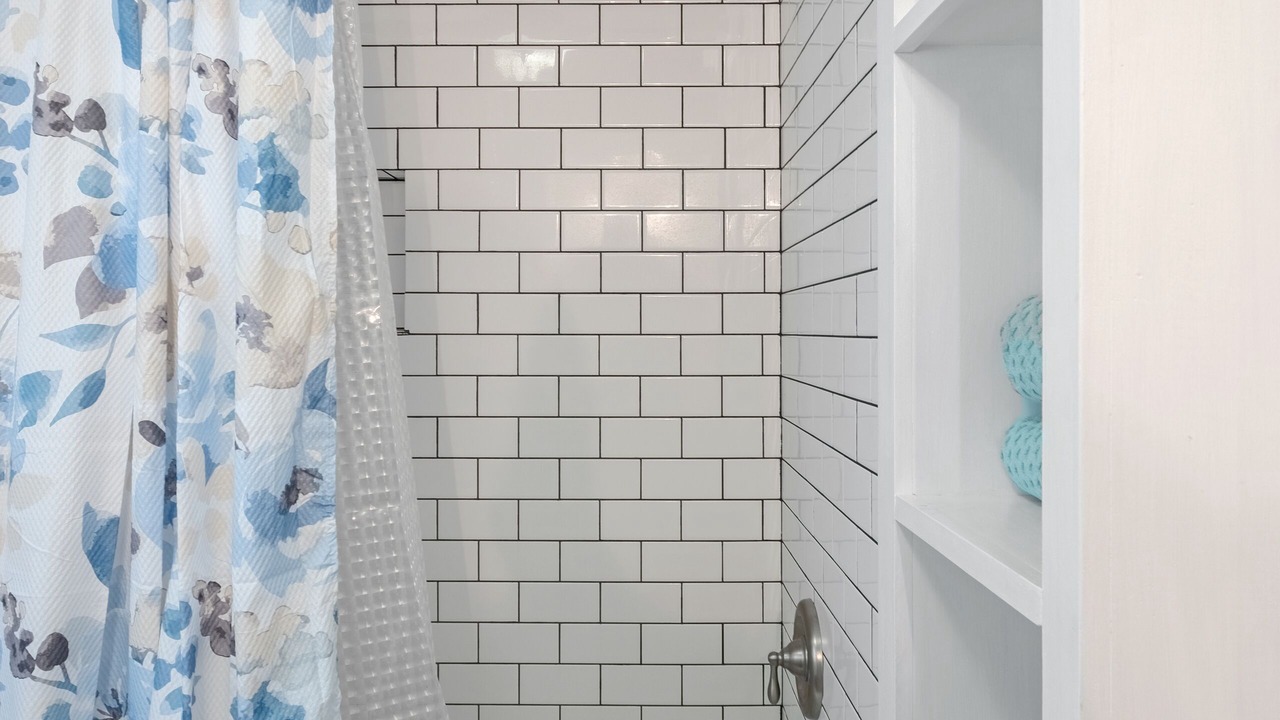 Photo of Bathroom in Carmine