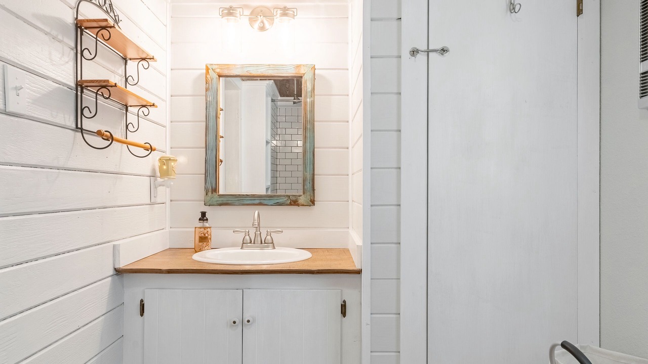 Photo of Bathroom in Carmine