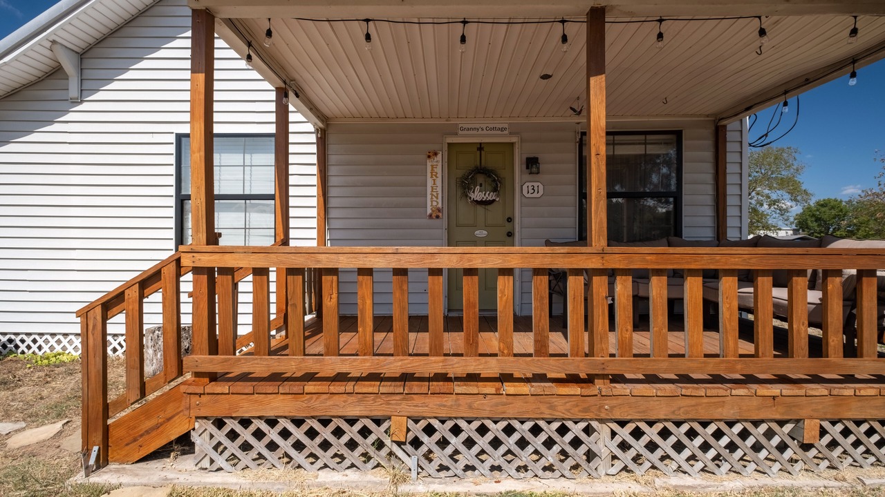 Photo of Patio Balcony in Carmine