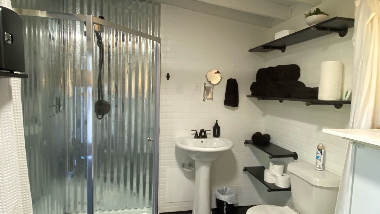 Photo of Bathroom in Brookhaven