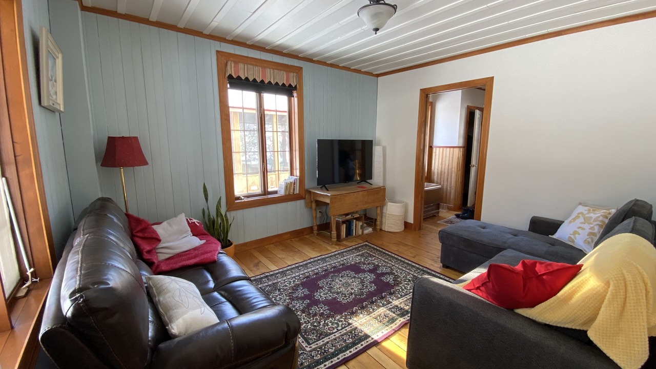 Photo of Livingroom in Saint-Gabriel-de-Valcartier