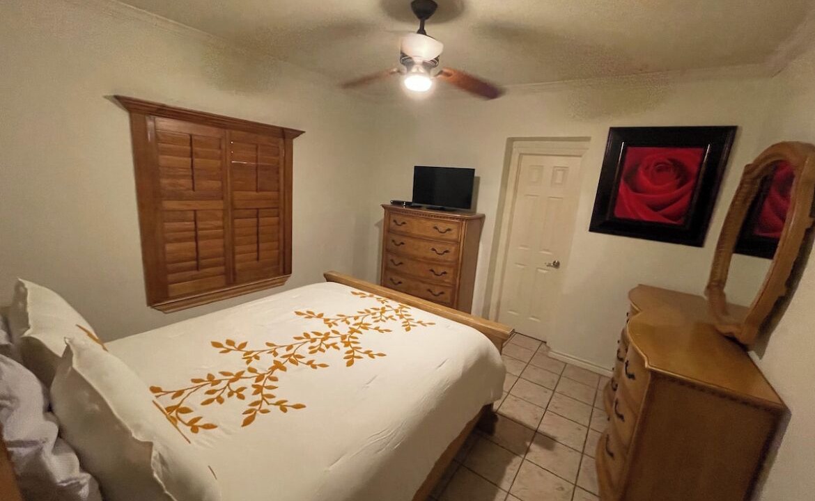 Photo of Bedroom in Eastern Division