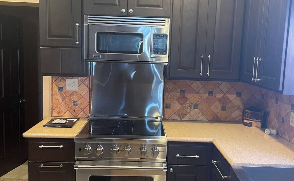Photo of Kitchen in Eastern Division