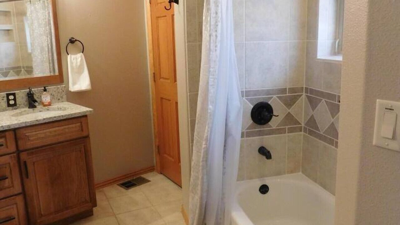Photo of Bathroom in Cloudcroft