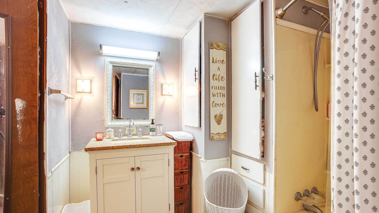 Photo of Bathroom in Trinity