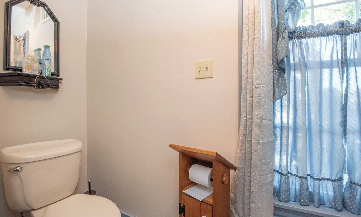Photo of Bathroom in Gettysburg