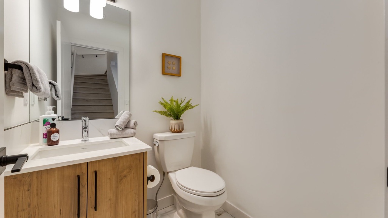 Photo of Bathroom in Shaganappi