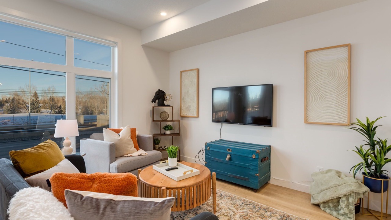 Photo of Livingroom in Shaganappi