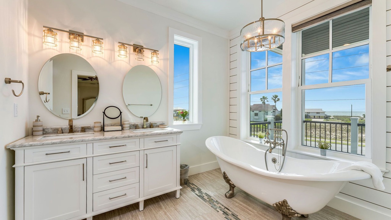 Photo of Bathroom in East End