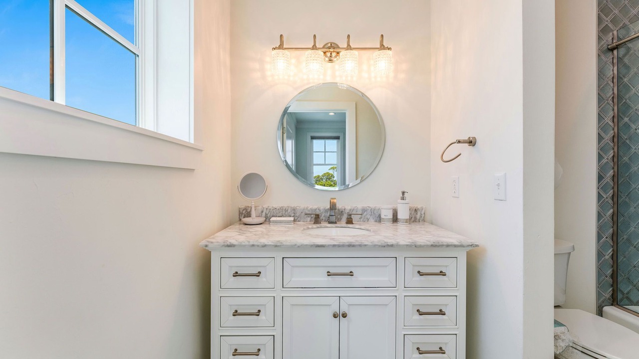 Photo of Bathroom in East End