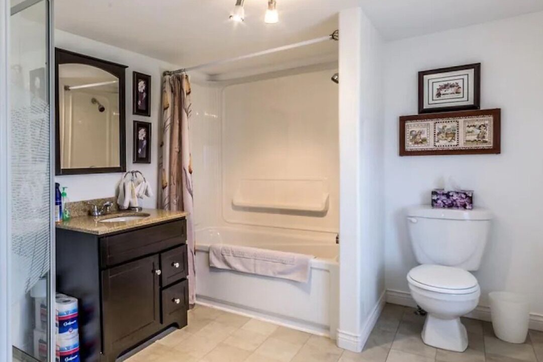 Photo of Bathroom in Fermeuse