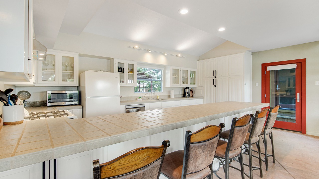 Photo of Kitchen in Buchanan Dam