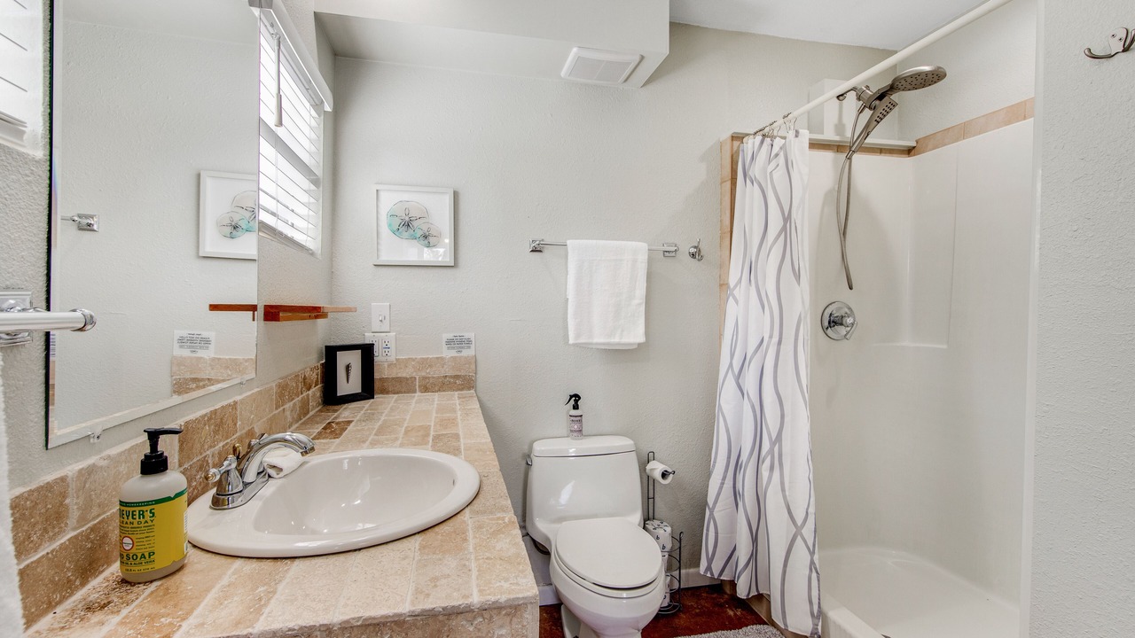 Photo of Bathroom in Buchanan Dam