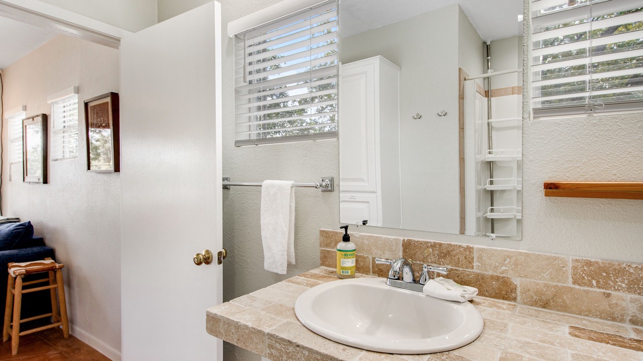 Photo of Bathroom in Buchanan Dam