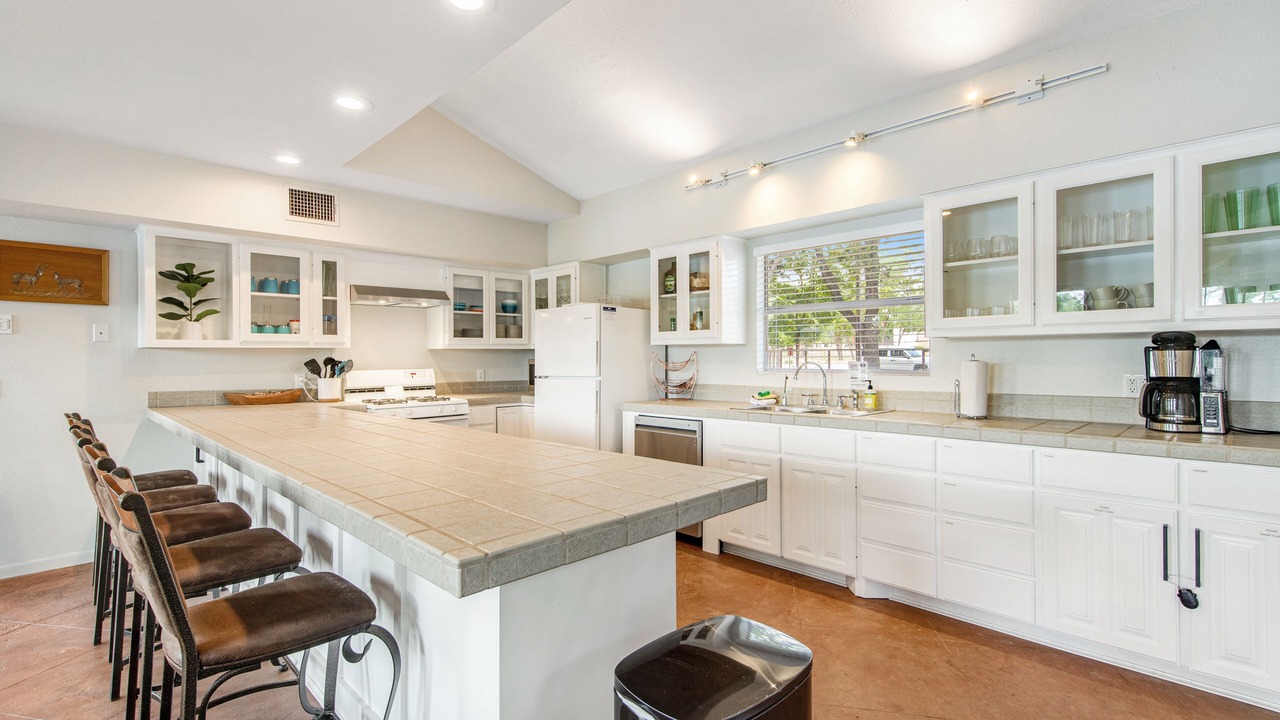 Photo of Kitchen in Buchanan Dam