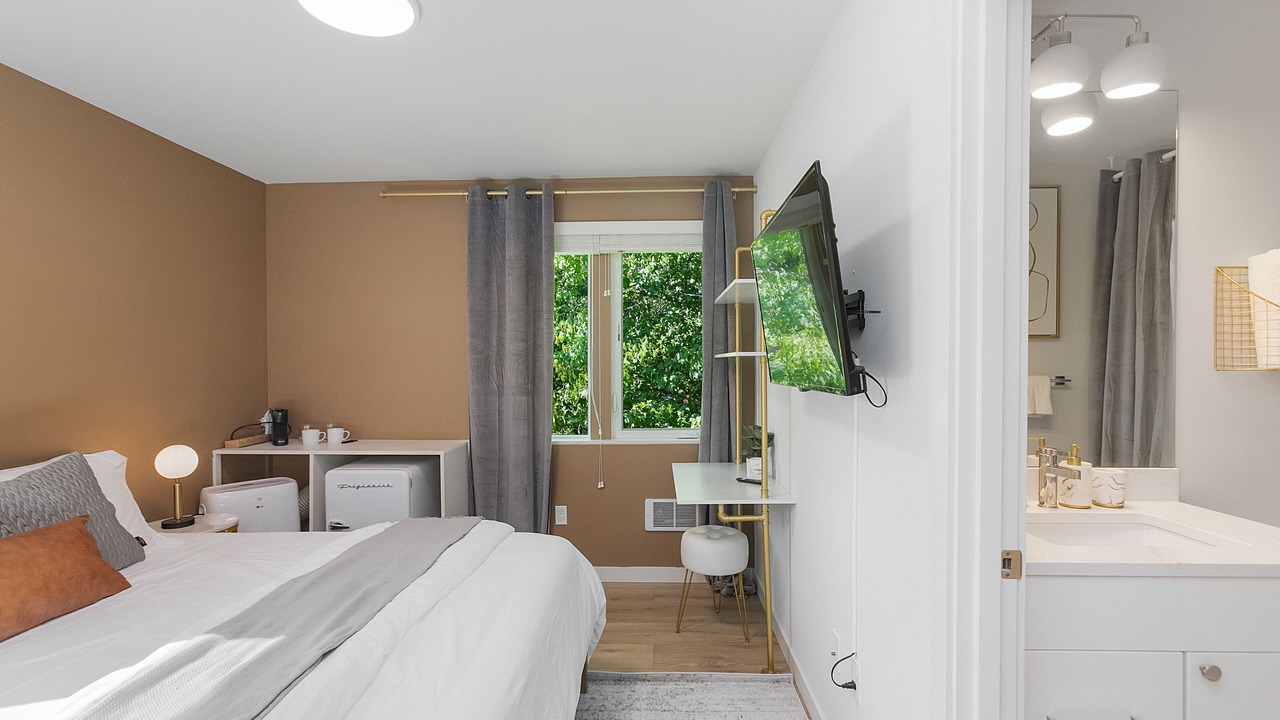 Photo of Bedroom in Minor